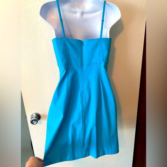 Convertible mini-dress: day to night - Picture 3 of 4